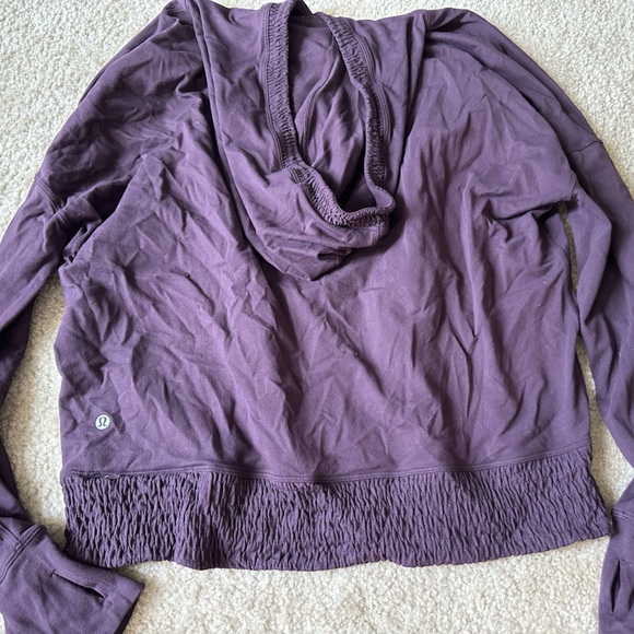Lululemon pullover - Picture 3 of 5